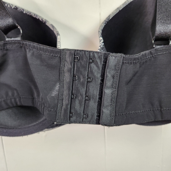 Penningtons TiVoglio Black Snakeskin Underwire Lightly Lined T-Shirt Bra 40ddd - Picture 4 of 8